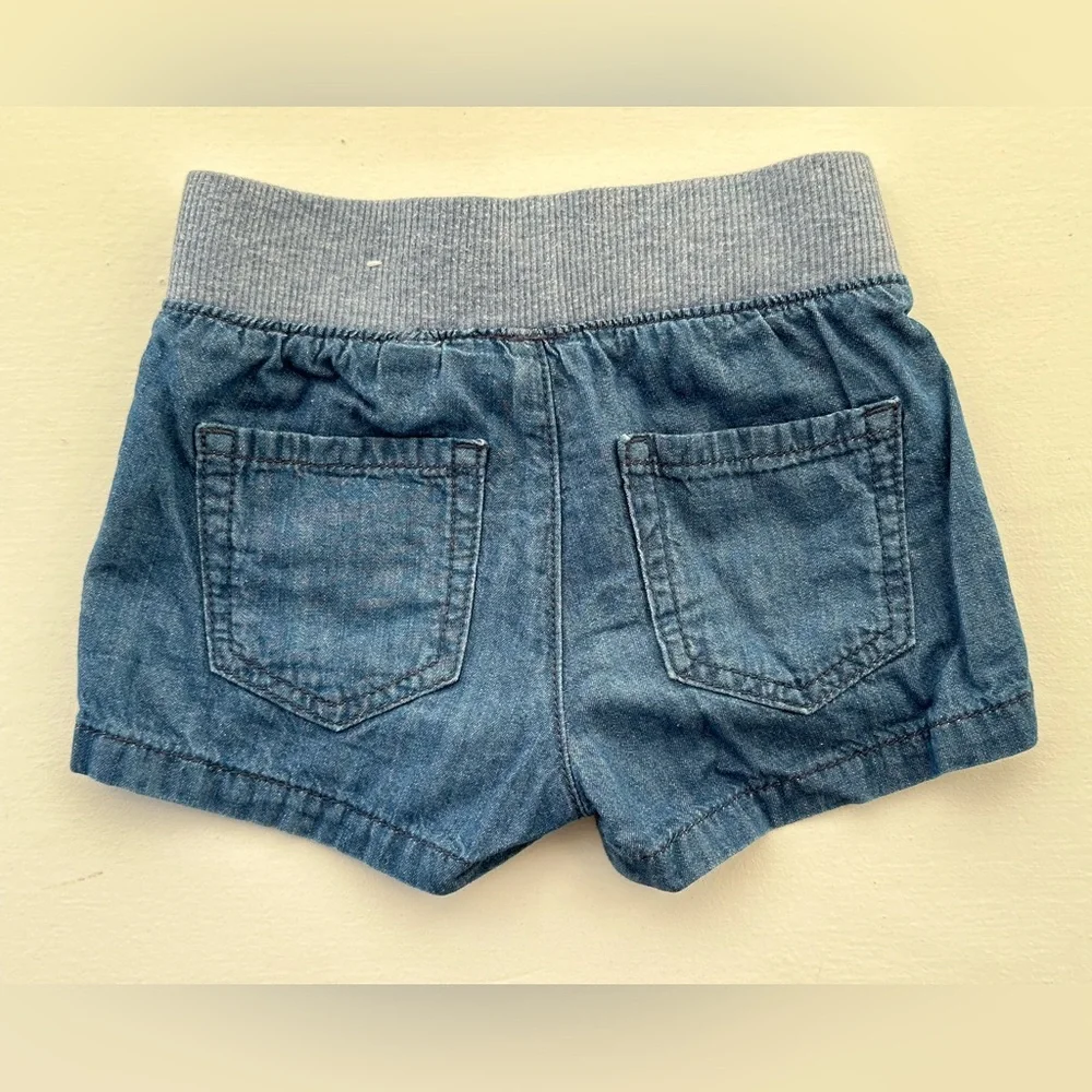 The Children’s Place Girls Pull-On Jean Shorts size 4